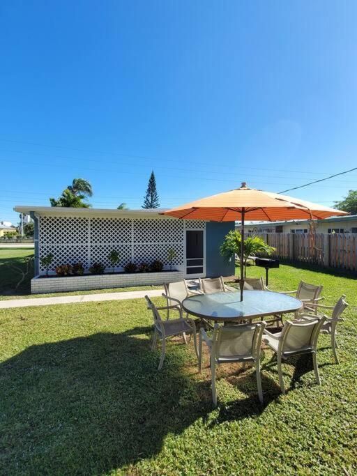 Uptown Cottage - Walk To The Beach And Restaurants Cocoa Beach Exterior foto